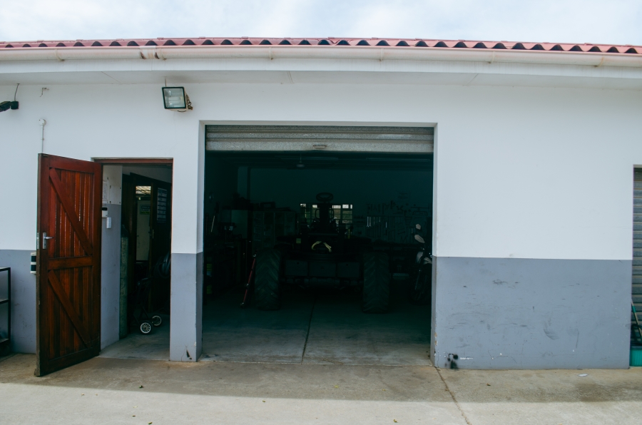 Commercial Property for Sale in North End Eastern Cape